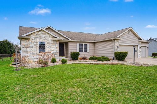 57445 Emerald Chase Ln, Goshen, IN, 46528-6278 | Card Image