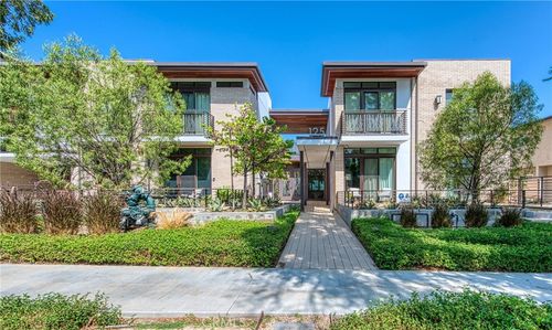 203-125 Hurlbut Street, Pasadena, CA, 91105 | Card Image
