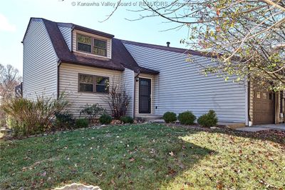 1304 Hunters Ridge Road, Condo with 3 bedrooms, 3 bathrooms and null parking in Charleston WV | Image 1