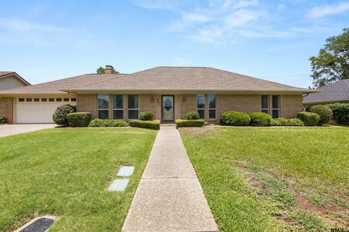 607 W Rieck Rd, Tyler, TX, 75703-3557 | Card Image