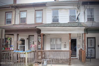 6 N 7 Th Street, House other with 3 bedrooms, 1 bathrooms and null parking in Shamokin PA | Image 1