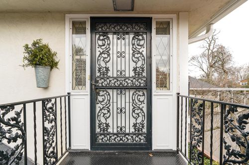f3-1631 Roxbury Rd, Columbus, OH, 43212-2732 | Card Image