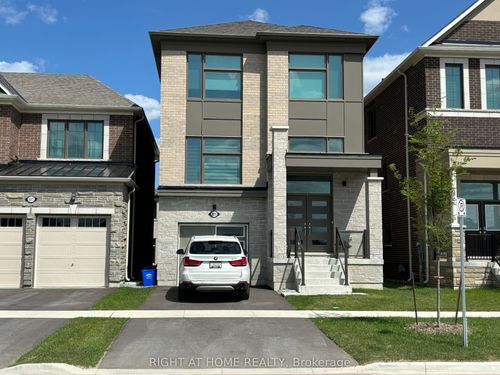 225 Beaverbrae Dr, Markham, ON, L6C3K5 | Card Image