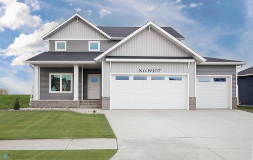 8907 Cottonwood Blvd, Horace, ND, 58047-3711 | Card Image