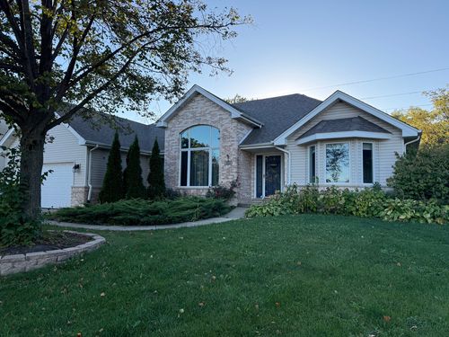 513 Pueblo Dr, New Lenox, IL, 60451-5621 | Card Image