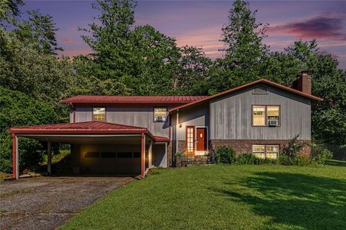 462 Wall Bridge Rd, Clarkesville, GA, 30523-4607 | Card Image