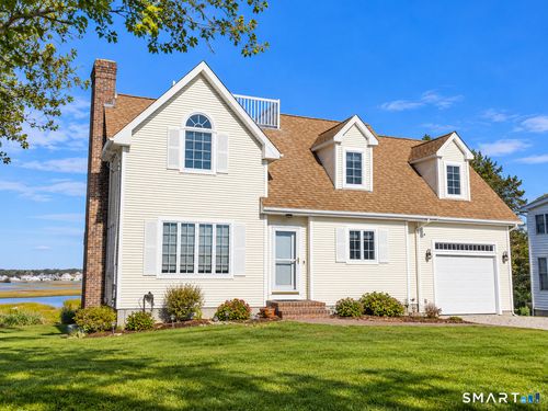 15 Wildwood Rd, Old Saybrook, CT, 06475-2732 | Card Image