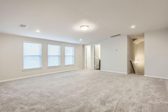 Floor 2 - Game Room | Image 30