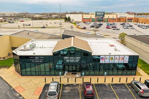 9830 Ridgeland Ave, Chicago Ridge, IL, 60415-2667 | Card Image