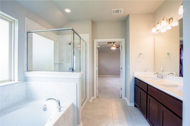 14302 Mccoy Loop, House other with 4 bedrooms, 4 bathrooms and 2 parking in Austin TX | Image 23