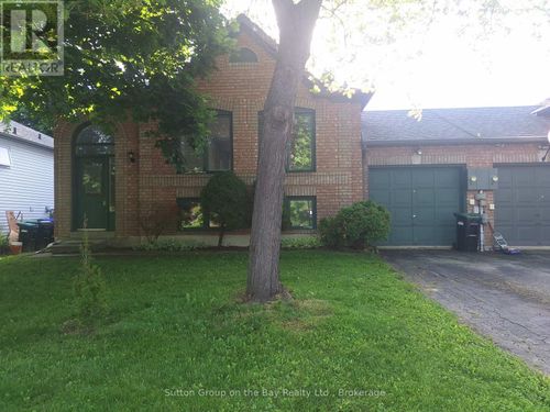 67 Fernbrook Dr, Wasaga Beach, ON, L9Z1G4 | Card Image