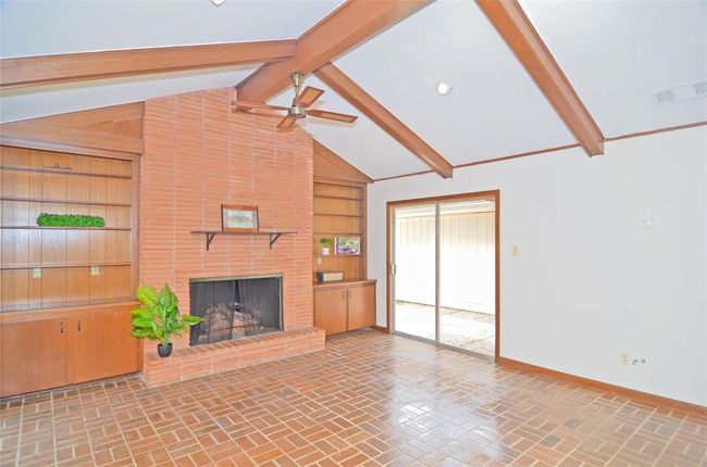 823 Timber Cove Dr, House other with 3 bedrooms, 2 bathrooms and 2 parking in Seabrook TX | Image 8