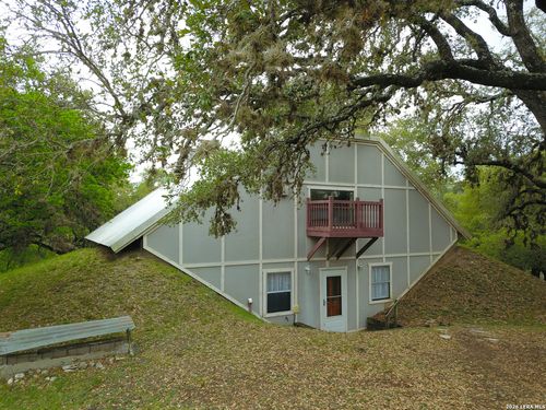 929 Red Bluff Ranch, Pipe Creek, TX, 78063 | Card Image