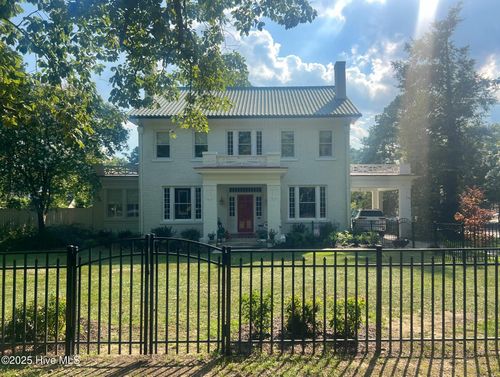 1527 Nash St Nw, Wilson, NC, 27893-1814 | Card Image