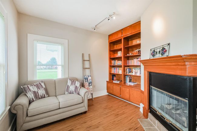 3524 County Road 107 F, House other with 4 bedrooms, 2 bathrooms and 2 parking in Pearland TX | Image 15