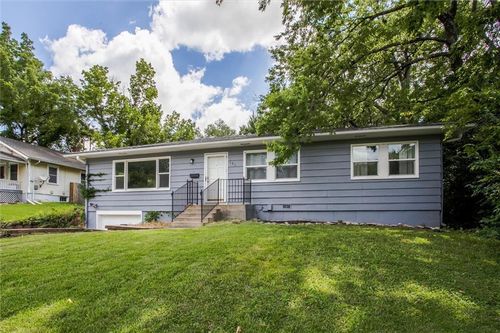 151 Cornell Ave, Bonner Springs, KS, 66012-1107 | Card Image