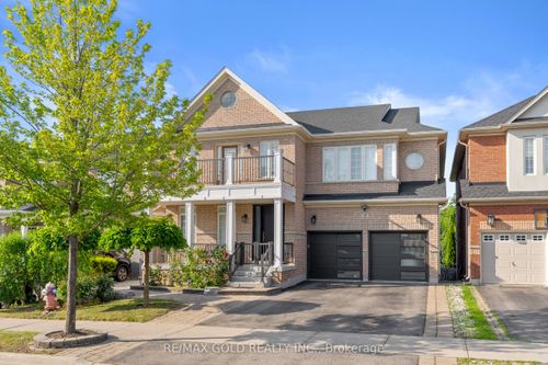 29 Tennant Dr, Brampton, ON, L6R0G6 | Card Image
