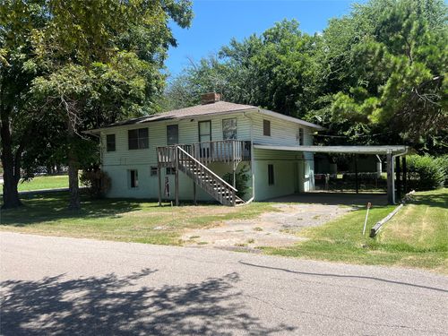 150 Gateway Dr, Gun Barrel City, TX, 75156-3502 | Card Image