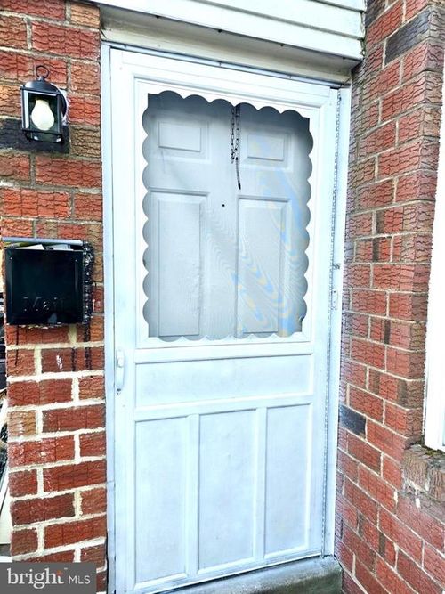 9400 Fairgreen Ln, Philadelphia, PA, 19114-3419 | Card Image