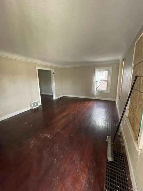 13639 Mecca St, Detroit, MI, 48227-3024 | Card Image