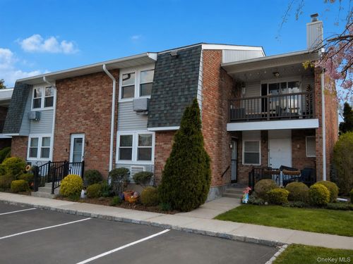 146-146 Millard Ave, West Babylon, NY, 11704-7325 | Card Image