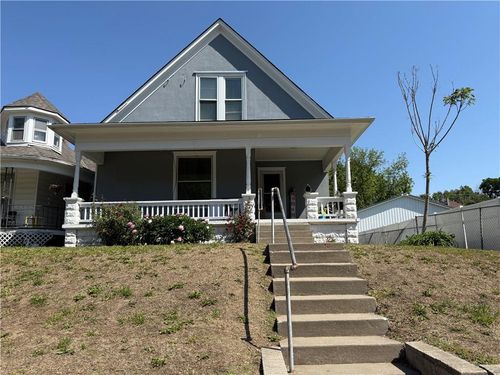 1121 Kansas Ave, Atchison, KS, 66002-2345 | Card Image