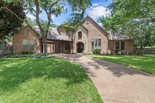 1402 Vino Blanc Ct, Southlake, TX, 76092-8862 | Card Image