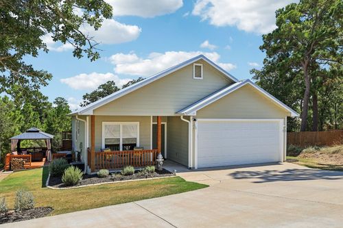 133 Honopu Dr, Bastrop, TX, 78602-4728 | Card Image