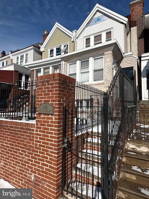 819 Lindley Ave, PHILADELPHIA, PA, 19141-3918 | Card Image
