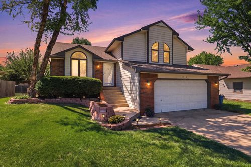 4554 N Eagle Lake Dr, Bel Aire, KS, 67220-1730 | Card Image