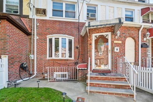 14229 231st St, Laurelton, NY, 11413-3627 | Card Image