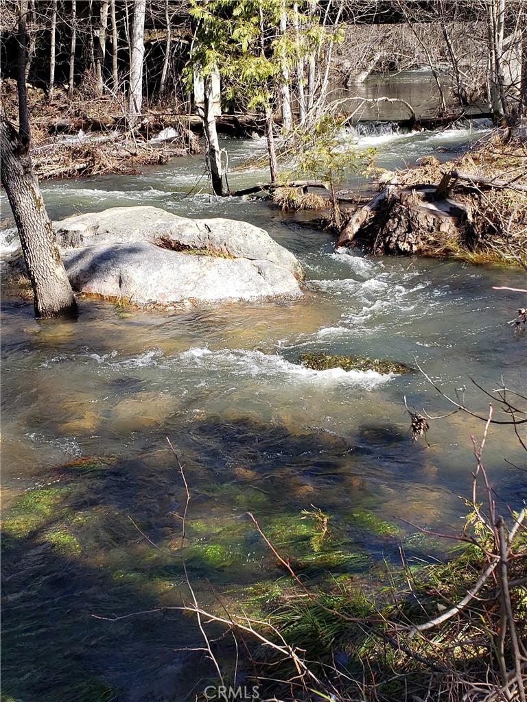 Land in North Fork 2