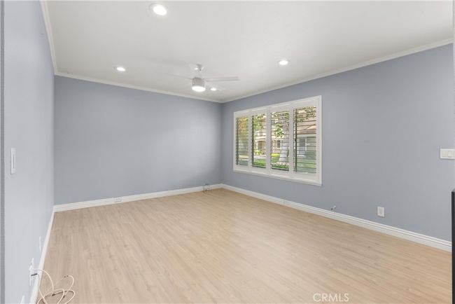 19860 Claremont Ln, Condo with 1 bedrooms, 1 bathrooms and 2 parking in Huntington Beach CA | Image 14