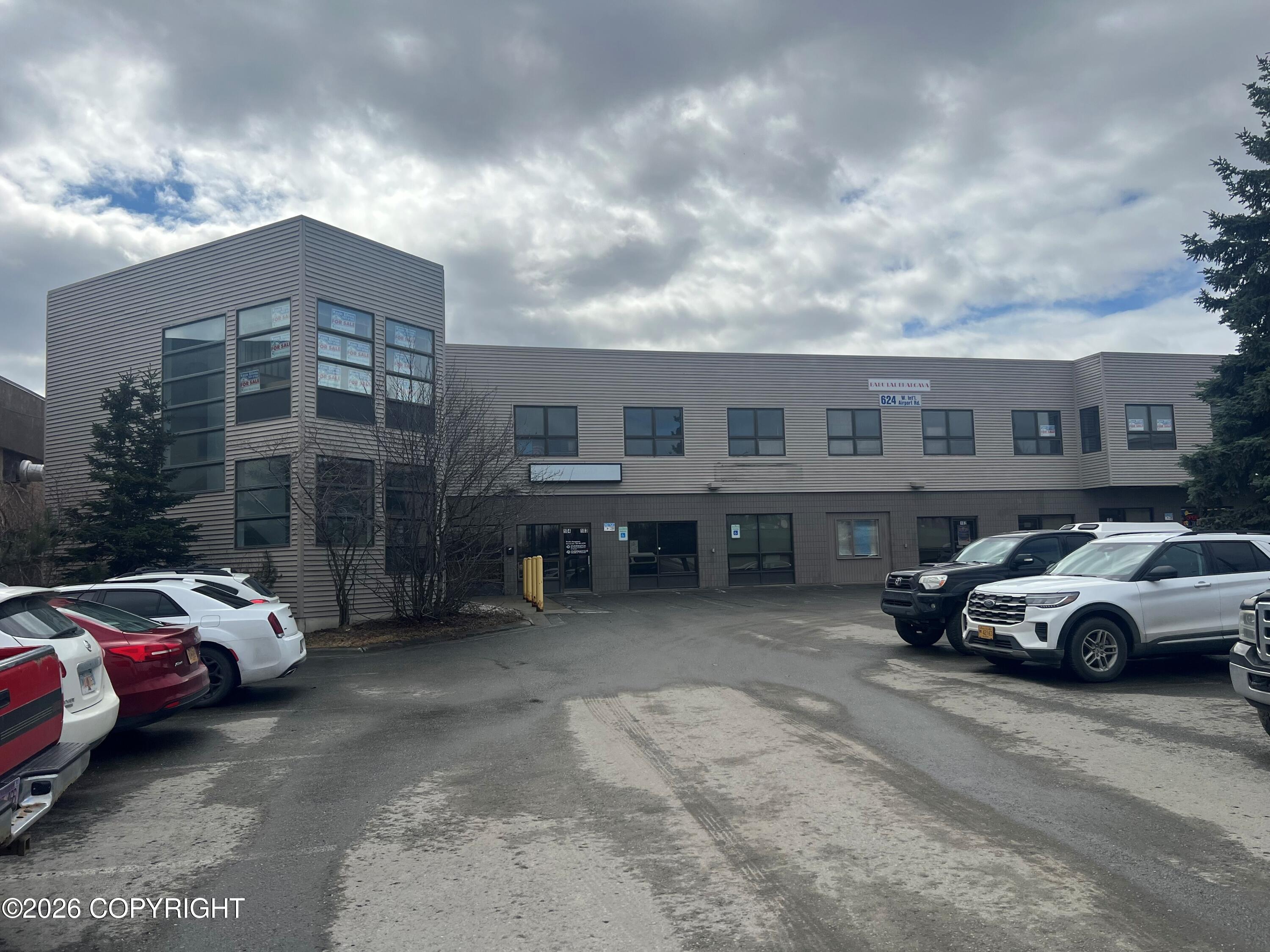 624 W Intl Airport Rd, Anchorage, AK 99518