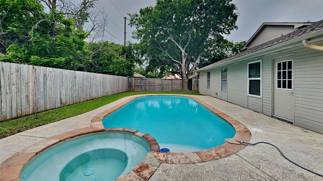 2 Saint Charles Pl, House other with 5 bedrooms, 3 bathrooms and null parking in Midlothian TX | Image 15
