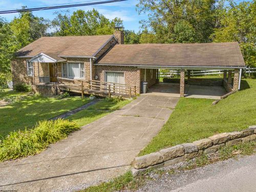 224 Diamond Avenue, Morgantown, WV, 26505 | Card Image