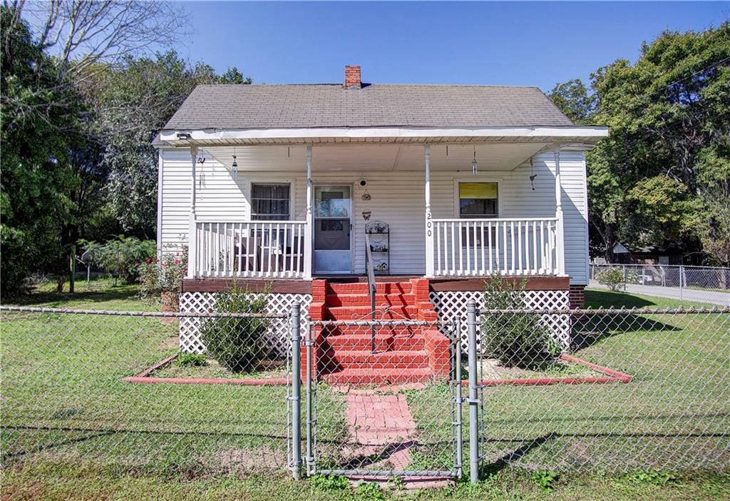 Curran St, Summerville, GA 30747