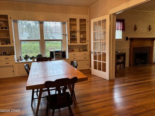 16090 Se Pear St, Blountstown, FL, 32424-2489 | Card Image