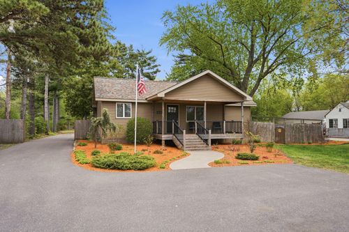 1773 Geneva Ave N, Oakdale, MN, 55128-4220 | Card Image