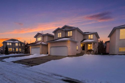 69 Hampstead Gdns Nw, Calgary, AB, T3A5Y5 | Card Image