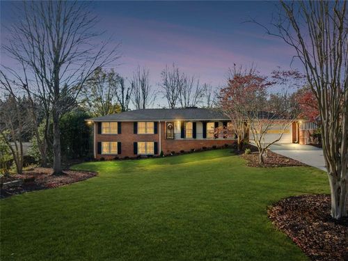 2667 Fontainebleau Dr, Dunwoody, GA, 30360-1209 | Card Image