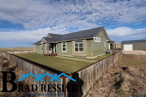 15 Brock Rd, Glenrock, WY, 82637-9622 | Card Image