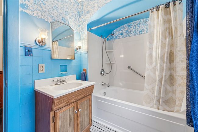 3294 Millers Run Rd, House other with 3 bedrooms, 1 bathrooms and 1 parking in Cecil PA | Image 14