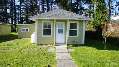 4777 Forwood Ave, Moclips, WA, 98562-4909 | Card Image