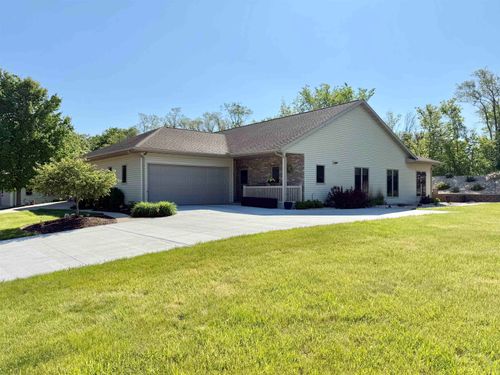 2728 E Ridge Rd, Beloit, WI, 53511-3981 | Card Image