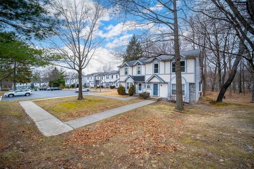 2 Angela Court, Beacon, NY, 12508 | Card Image