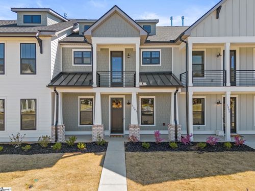 1301 S Pinot Rd, Duncan, SC, 29334-7502 | Card Image