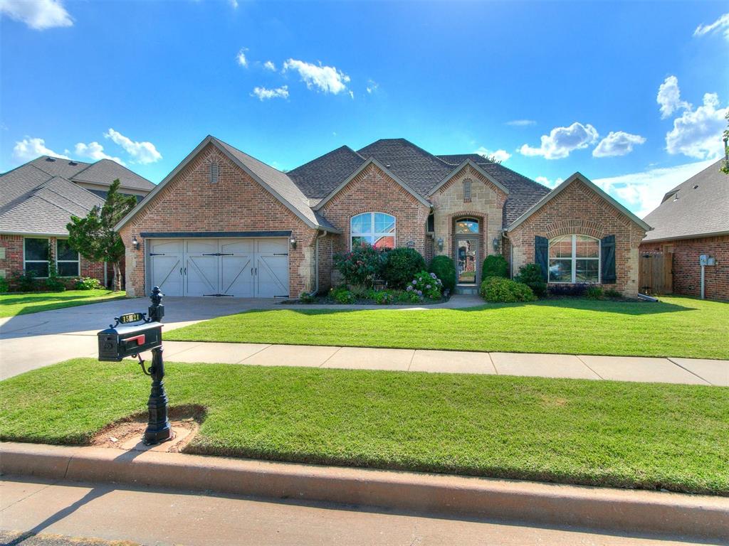 Maple Ridge Ln, Edmond, OK 73013