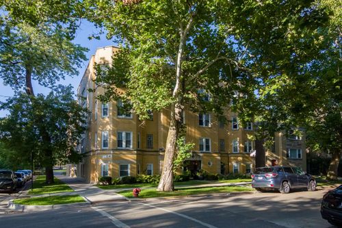 1-6503 Claremont Ave, Chicago, IL, 60645-5470 | Card Image