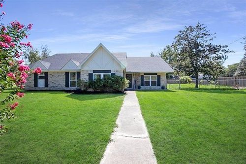 545 Elm St, Sour Lake, TX, 77659-2839 | Card Image